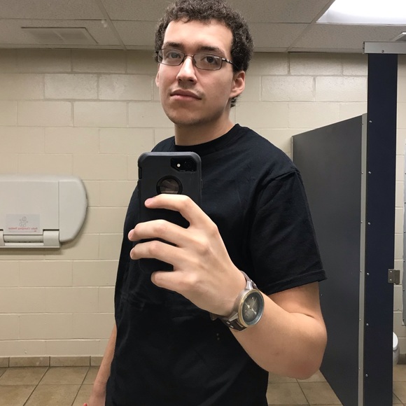 Meet your Posher, Stephen - Picture 1 of 1